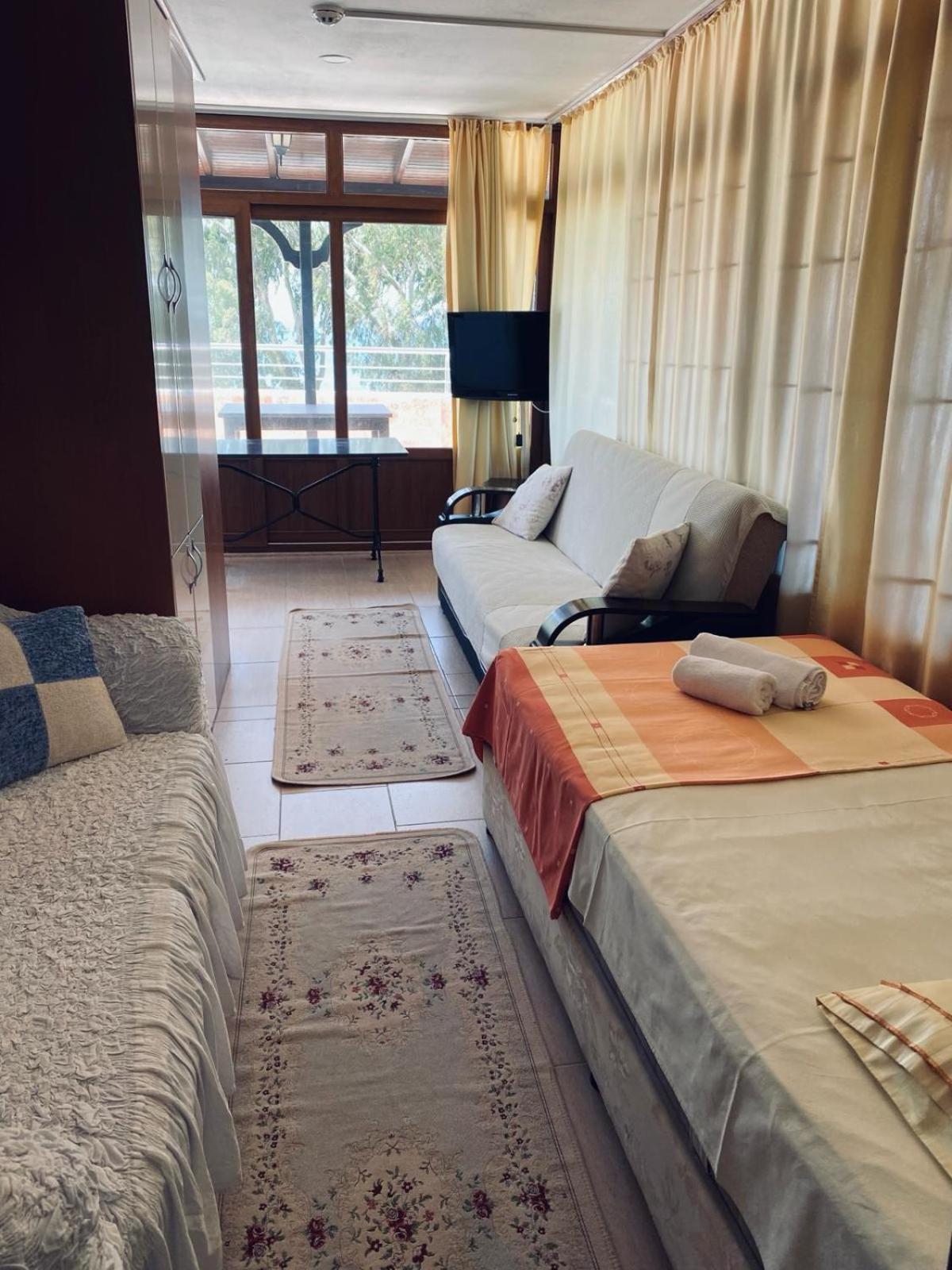 Sunset Beach Apartments Тургутрейс Экстерьер фото